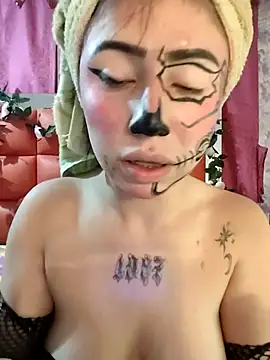 Snapshot of Kitty_Melodi chatting on October 21, 9:10 am Kitty Melodi online show from October 21, 9:10 am