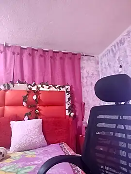 Snapshot of Kitty_Melodi chatting on October 23, 9:08 am Kitty Melodi online show from October 23, 9:08 am