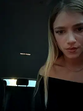 TeaseRosie online show from October 3, 3:42 pm