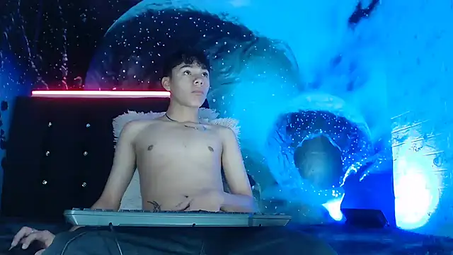 SemerHott online show from November 3, 1:34 pm