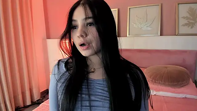 Sara Hills  online show from September 18, 1:13 pm