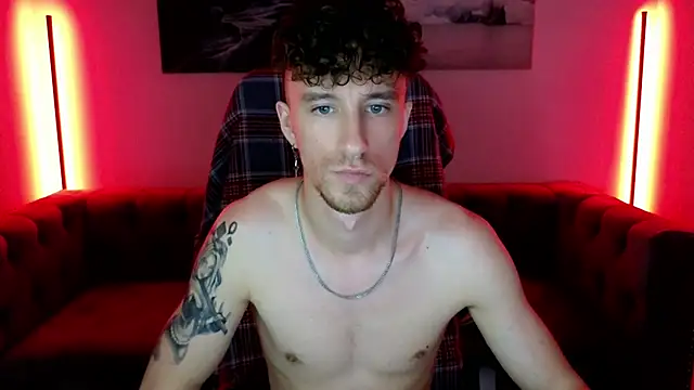 Snapshot of mark_caron chatting on November 10, 3:49 am mark caron online show from November 10, 3:49 am