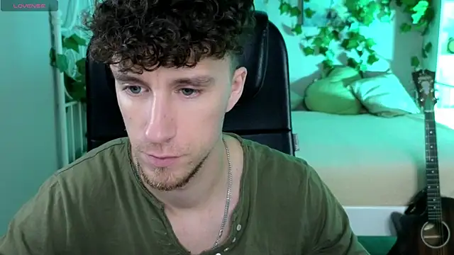 Snapshot of mark_caron chatting on November 12, 8:19 pm mark caron online show from November 12, 8:19 pm