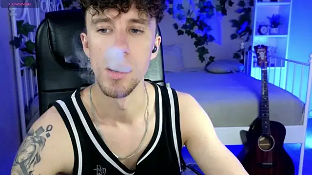 Snapshot of mark_caron chatting on November 20, 3:45 pm mark caron online show from November 20, 3:45 pm