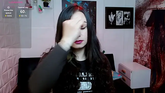 Eva Roussell online show from February 18, 2:35 pm