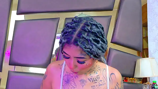 EmilieLake online show from February 12, 7:42 pm