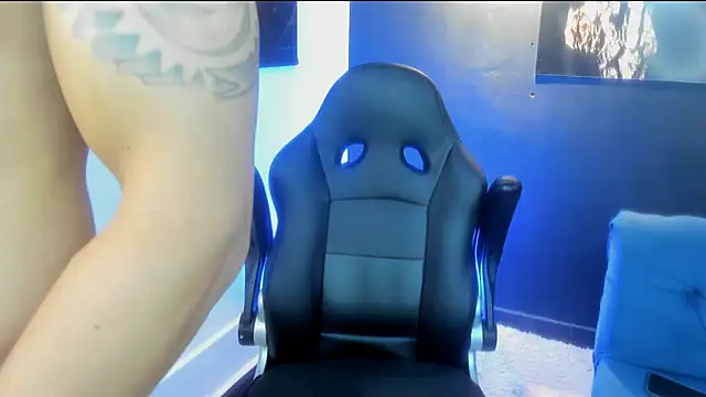 Snapshot of Joseph_Murray chatting on November 6, 9:59 pm Joseph Murray online show from November 6, 9:59 pm