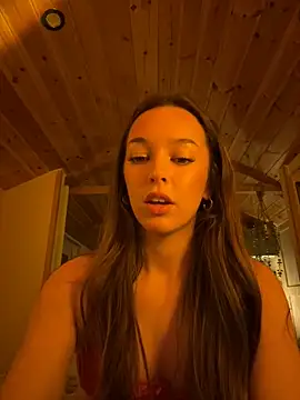 Snapshot of LillieOlive chatting on October 15, 8:53 pm LillieOlive online show from October 15, 8:53 pm