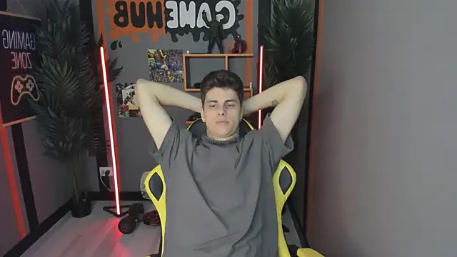 JackWolw online show from October 7, 9:50 am