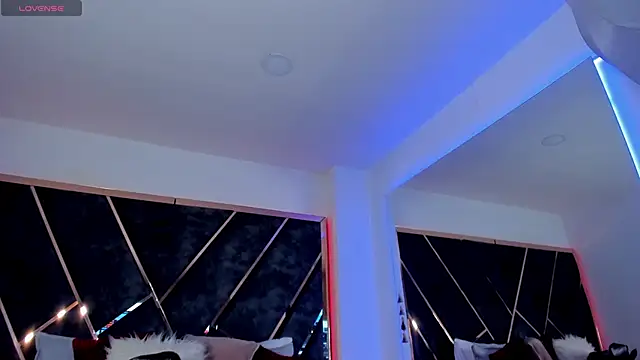 SusanaHenao online show from October 31, 4:52 pm