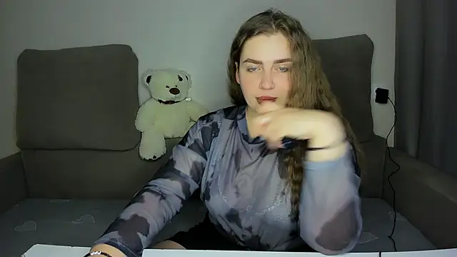 yourgem   online show from April 5, 2:58 pm