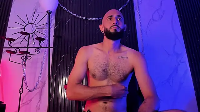 Snapshot of Tatis__ chatting on November 13, 7:57 pm Tatis online show from November 13, 7:57 pm