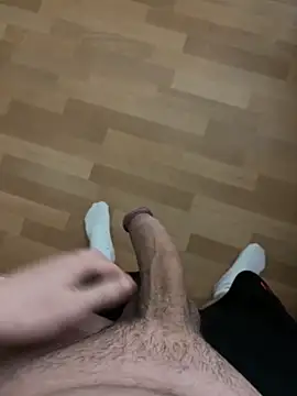 Snapshot of cook907920 chatting on November 20, 12:44 am cook907920 online show from November 20, 12:44 am