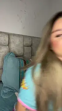 AnnyLopezzz  online show from November 21, 5:50 am