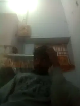 Snapshot of parmila203 chatting on December 20, 5:47 am parmila203 online show from December 20, 5:47 am