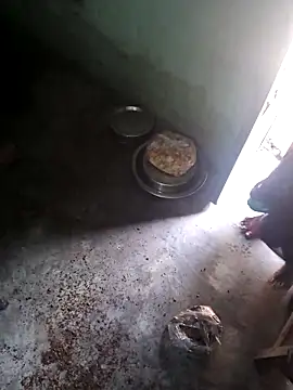 Snapshot of parmila203 chatting on March 4, 6:30 am parmila203 online show from March 4, 6:30 am