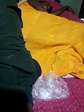 parmila203 online show from April 17, 7:11 am