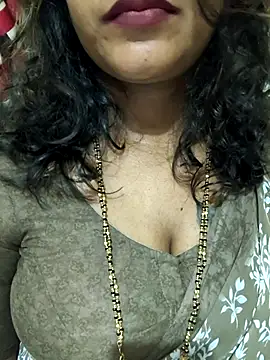 Snapshot of Spoorthi6_Kannada_Telugu chatting on February 10, 4:11 pm Spoorthi6 Kannada Telugu online show from February 10, 4:11 pm