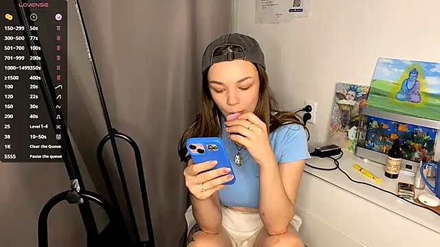 VelvetKate online show from November 3, 5:25 pm