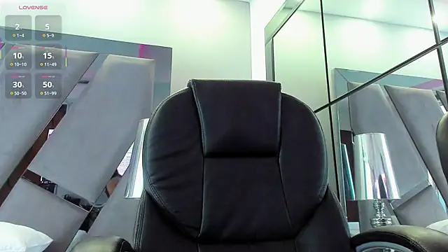 Snapshot of Abril_monroe_ chatting on November 15, 12:45 pm Abril monroe online show from November 15, 12:45 pm