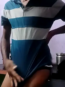 Snapshot of sagar_067 chatting on November 13, 12:20 am sagar 067 online show from November 13, 12:20 am