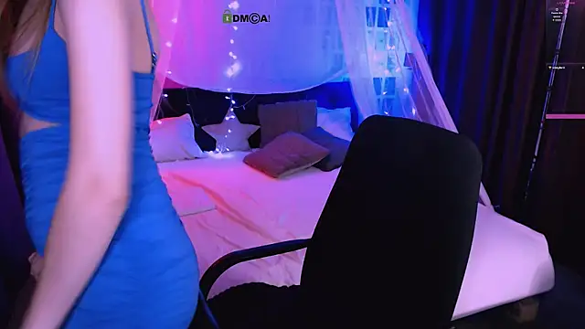 Snapshot of beauty_ginger_ chatting on December 5, 3:04 am beauty ginger online show from December 5, 3:04 am