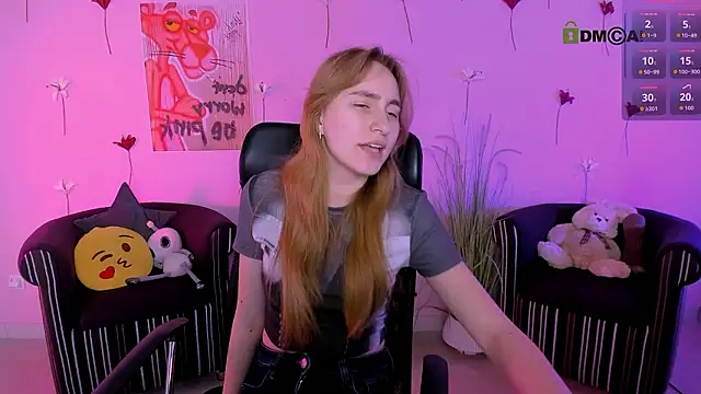 Snapshot of beauty_ginger_ chatting on February 13, 11:23 pm beauty ginger online show from February 13, 11:23 pm