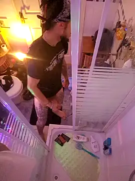 MODEST11 MMiILOO AMARO online show from October 12, 2:54 am