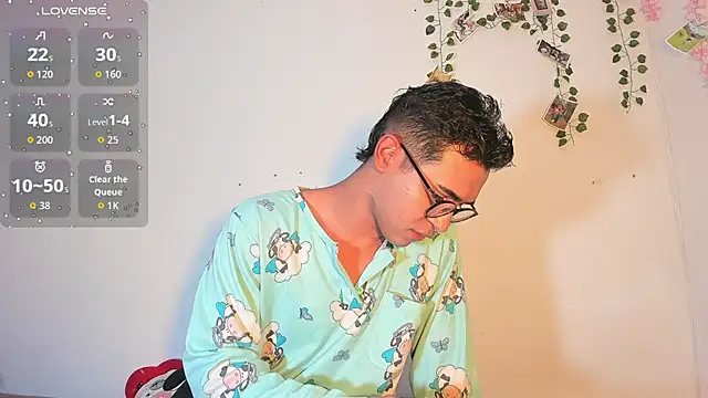 cute sammy 1 online show from October 4, 10:57 am
