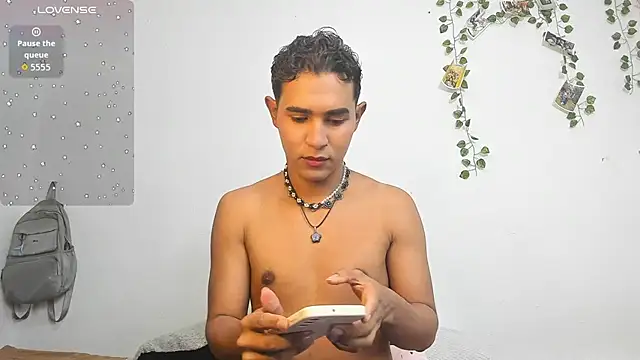 cute sammy 1 online show from November 3, 5:58 pm