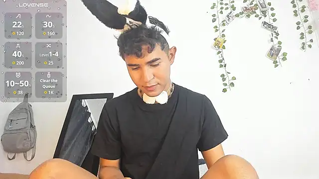 cute sammy 1 online show from November 5, 7:47 pm