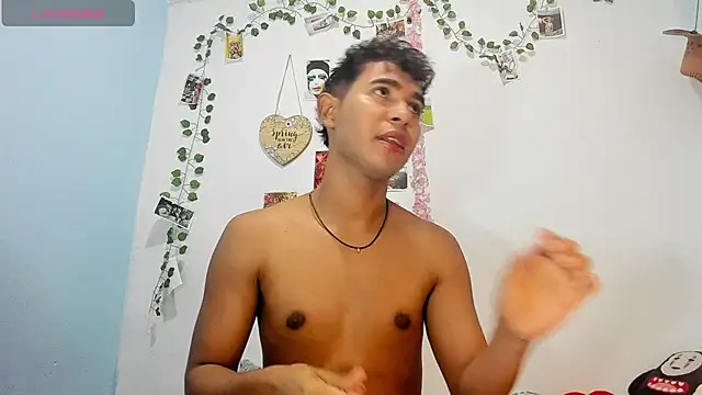 cute sammy 1 online show from November 20, 11:43 am