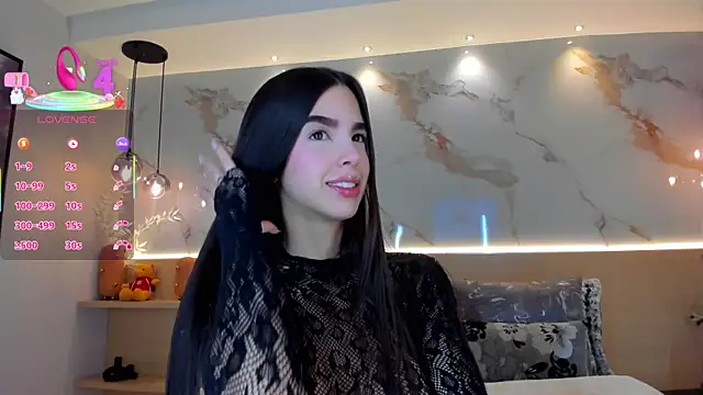 SolAvelar online show from March 3, 1:23 am