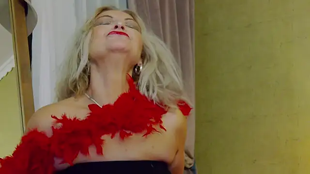 Allura Jenson online show from October 28, 8:00 pm