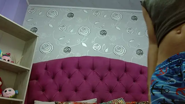 Sweet Joss  online show from October 4, 7:34 pm
