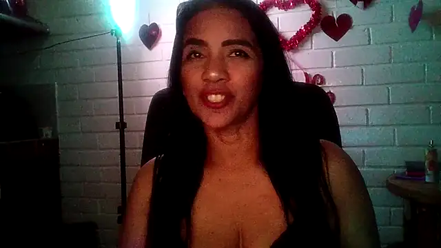 MiiaVelasquez online show from February 21, 4:57 am