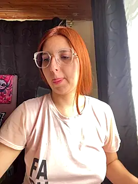 CoraVibes online show from October 11, 12:58 pm