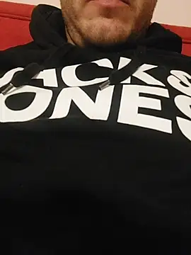 Snapshot of Hahahhdsj112 chatting on December 5, 8:16 pm Hahahhdsj112 online show from December 5, 8:16 pm