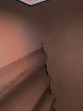 FiguralBeverage online show from December 19, 4:52 am