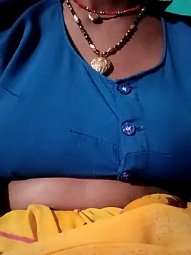 Radha8080 online show from November 12, 3:23 pm