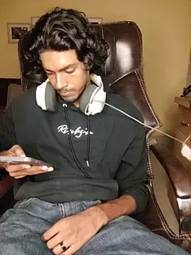 thecatfish online show from November 12, 1:55 pm