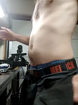 PrettyBoyNickyxh online show from April 9, 3:39 pm