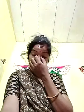 Snapshot of Seema_guptaji chatting on November 6, 10:21 pm Seema guptaji online show from November 6, 10:21 pm