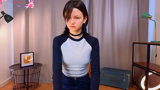 PamilaGrassle online show from September 13, 4:12 am