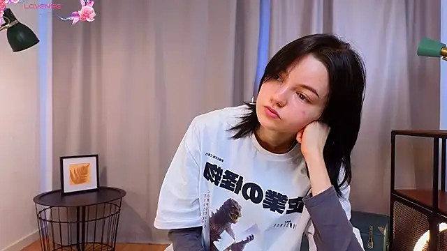 PamilaGrassle online show from September 24, 4:05 am