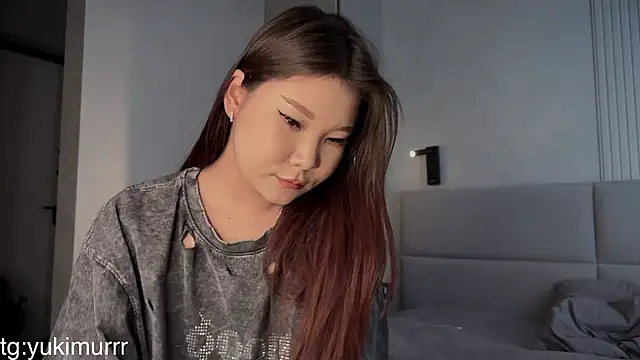 Snapshot of iamyuki chatting on February 13, 5:03 am iamyuki online show from February 13, 5:03 am