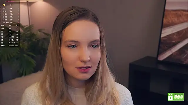 HongTomczak online show from October 20, 7:31 am