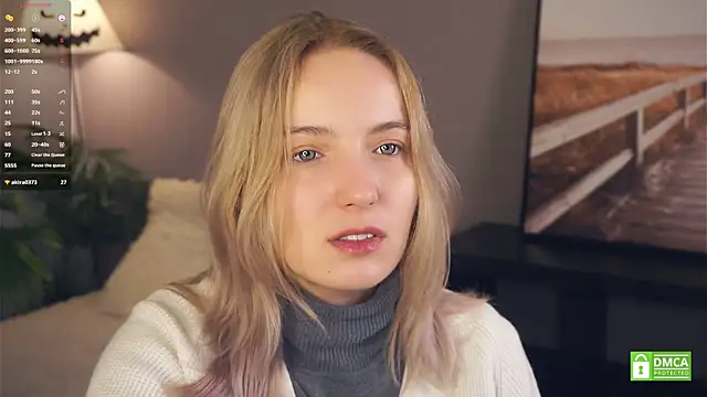 HongTomczak online show from November 24, 7:41 am