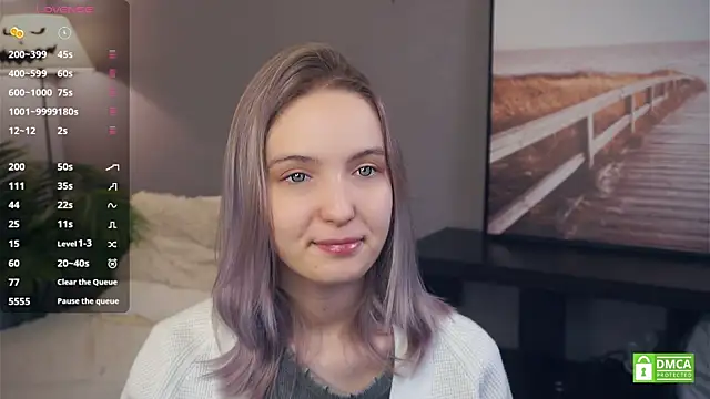 HongTomczak online show from November 29, 7:22 am