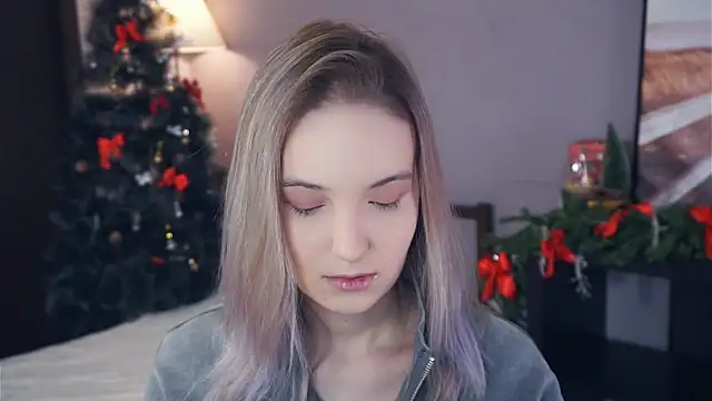 HongTomczak online show from January 19, 9:24 am